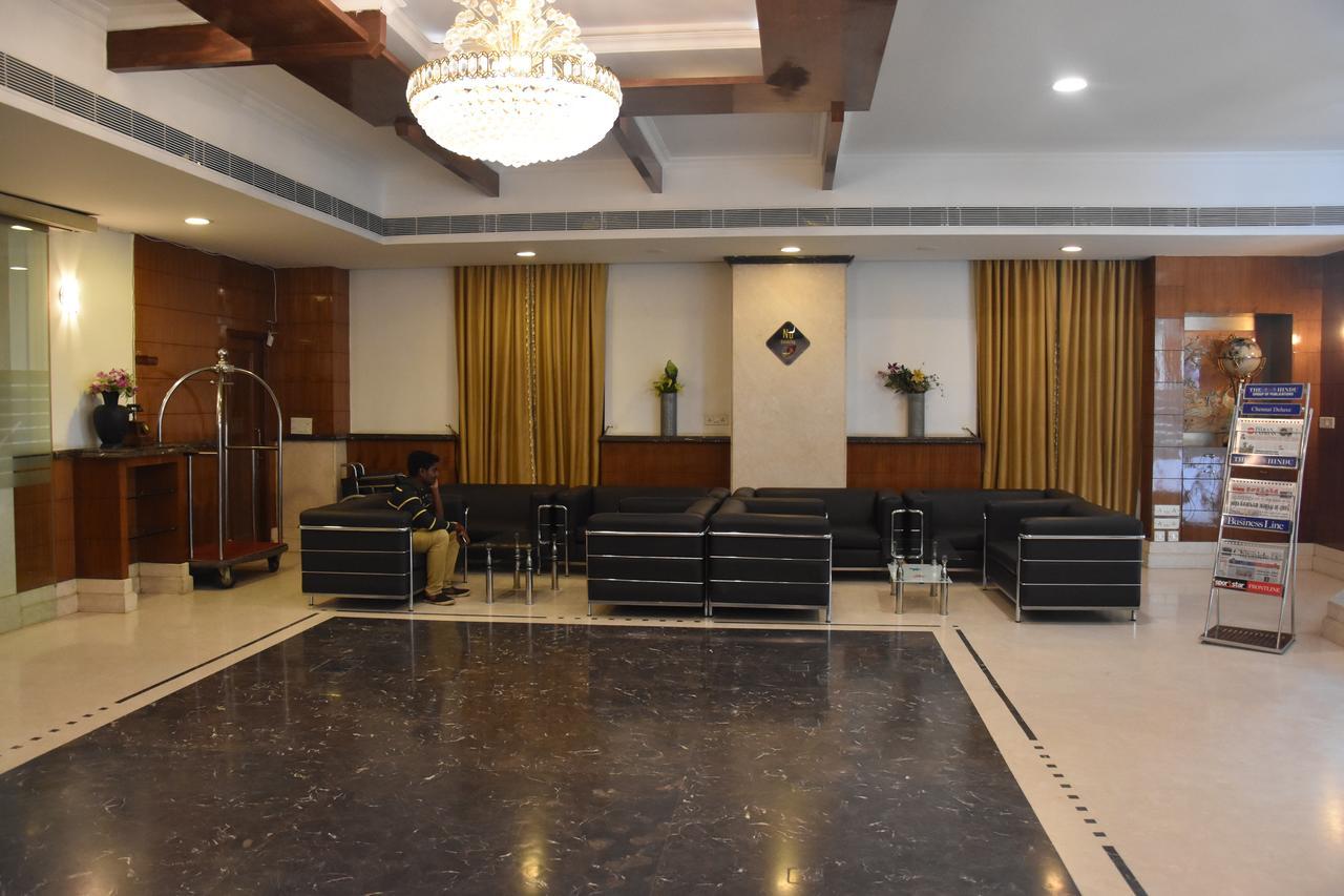 Ulo Chennai Deluxe Hotel Exterior foto